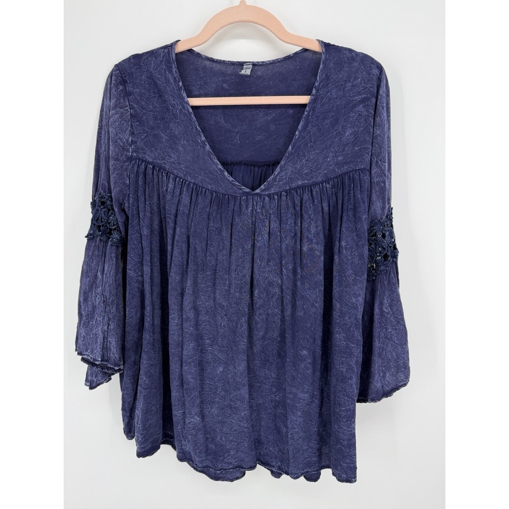 J&M Clothing Women Boho Tunic Top Blue Acid Wash Crochet Bell Sleeve Medium